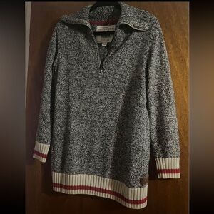 Roots Bundle: All authentic Roots clothing and blanket.